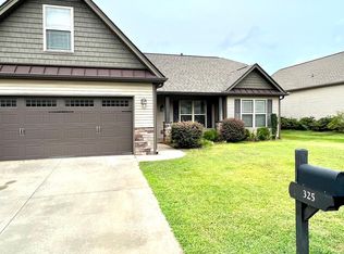 325 S Stonegate Dr, Seneca, SC 29678