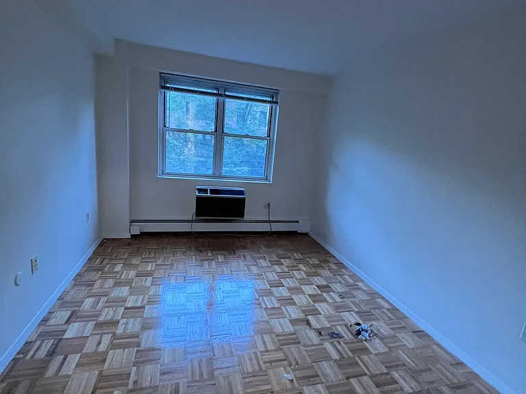 Freeman St — Photo 13