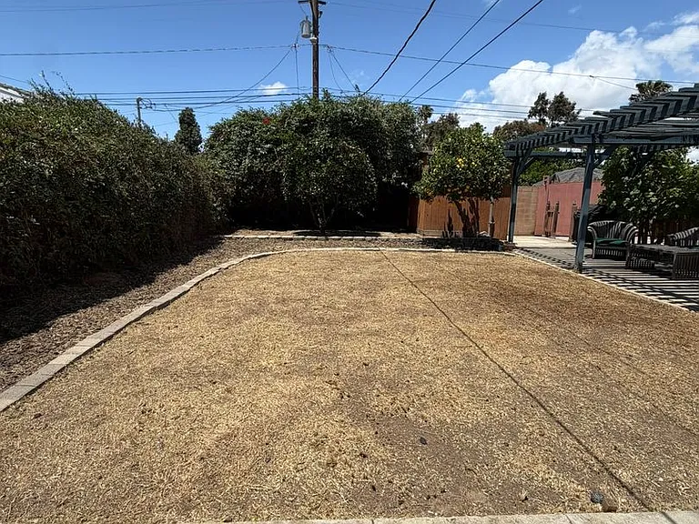 1243 Electric St — Photo 17