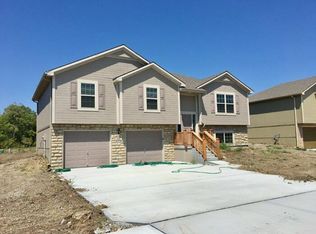 524 S Poplar St, Gardner, KS 66030