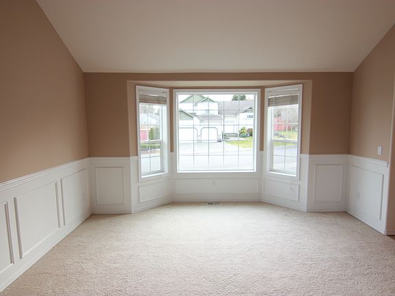 5th image of 21112 82nd St E