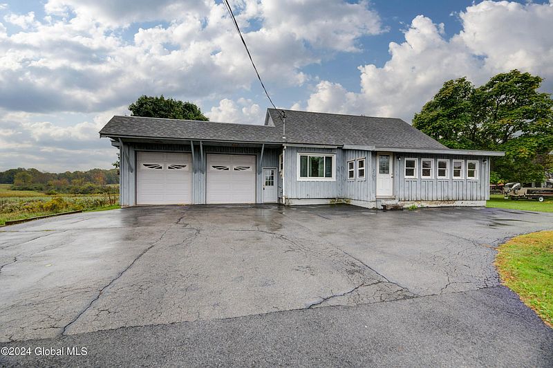 2nd image of 2151 State Highway 29