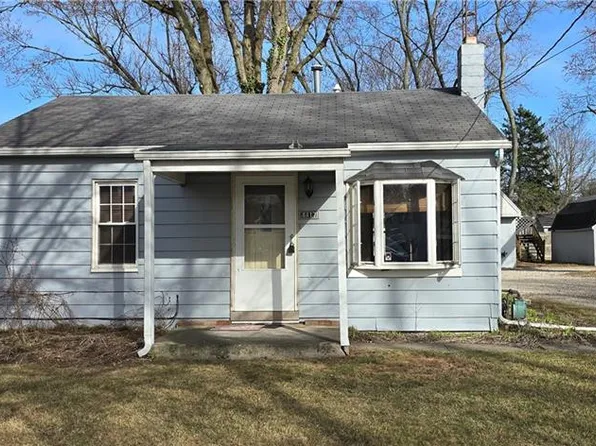 4417 Carl Dr, Maumee, OH 43537
