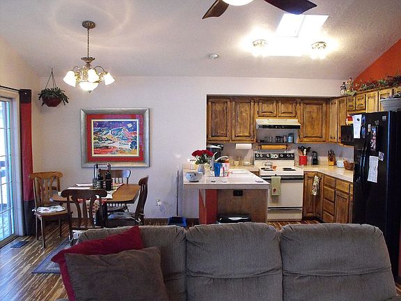 5th image of 2715 Eastridge Ct
