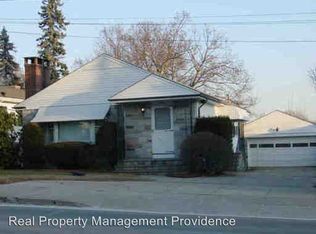 895 Hartford Ave, Johnston, RI 02919