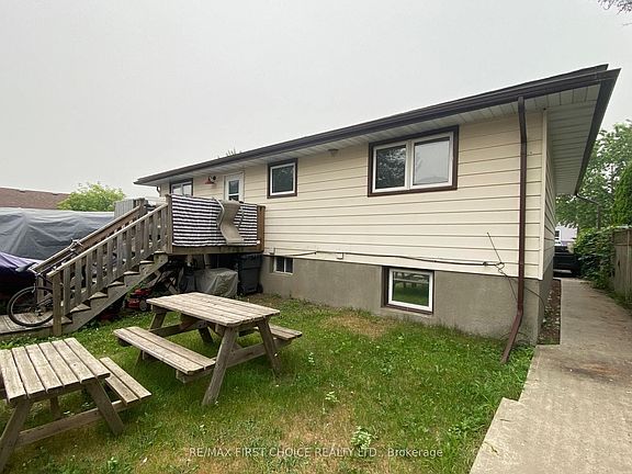 2nd image of 218 Powley St