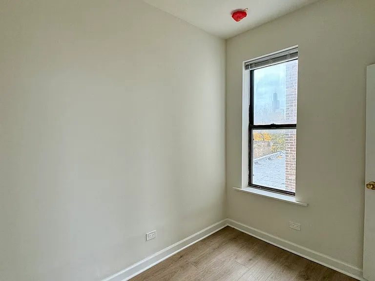 908 S Loomis St #4R — Photo 8