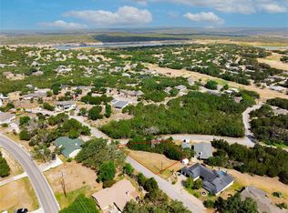 20811 Leaning Oak Dr, Leander, TX 78645