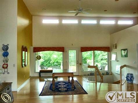 Foyer - Extensive Hardwood.jpg