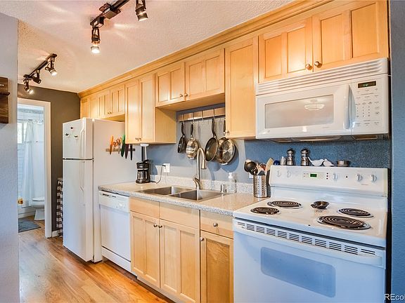 4th image of 148 S Emerson Street #301