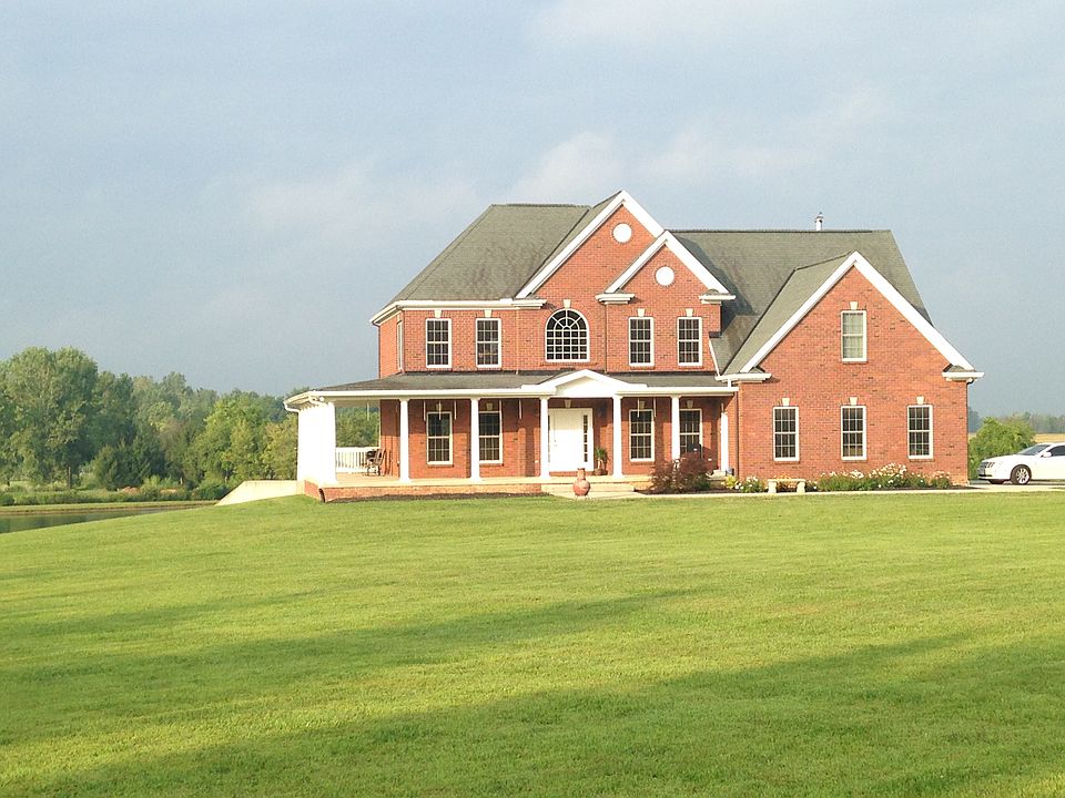 5 BR/3.5 Bath Main Home