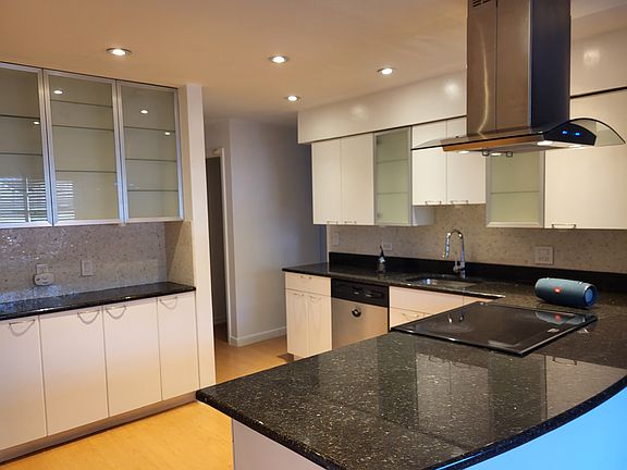 3rd image of 7618 Polk St #7618