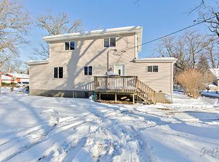 508 Whitten Ave, Ingleside, IL 60041