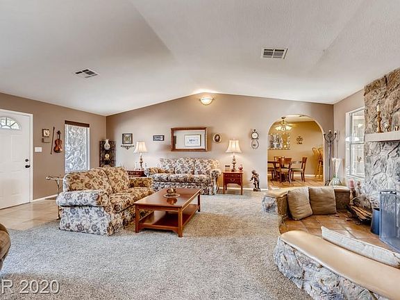 2nd image of 1591 Rawhide Dr