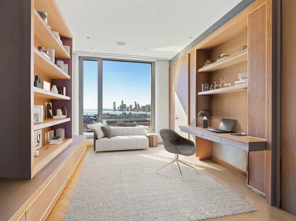 551 West 21st Street image 15 of 20