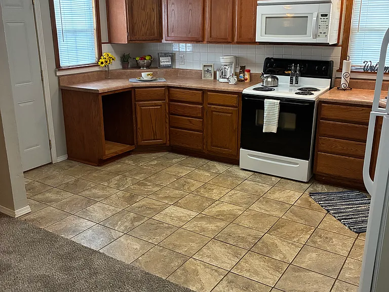 1702 S Catherine Ave — Photo 12