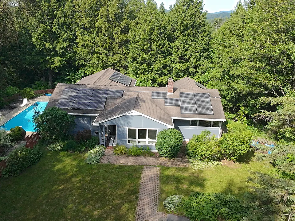 67 Raymond Cir
