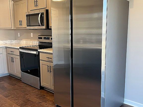 4th image of 3165 Magnolia Leaf Dr