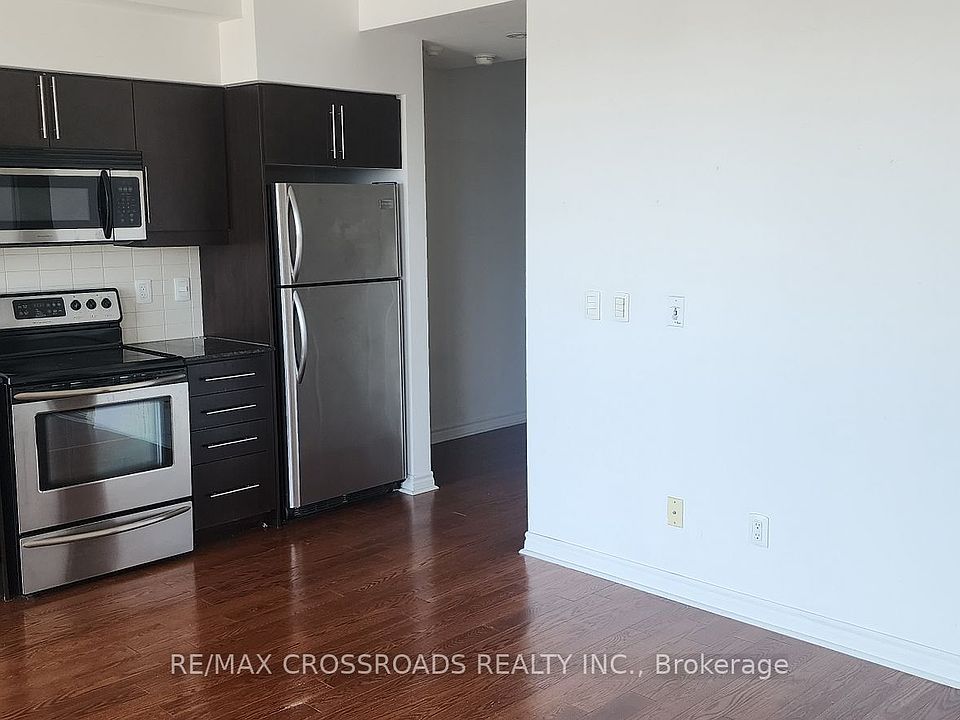 2nd image of 2885 Bayview Ave #1026