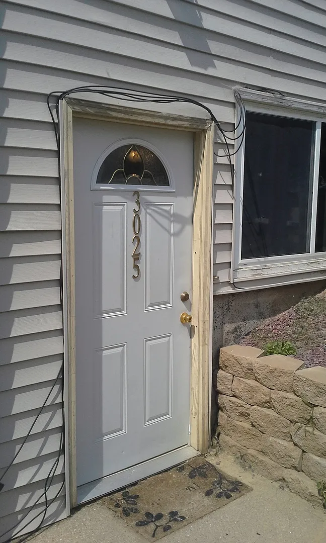 Viking Drive Condominiums — Photo 2