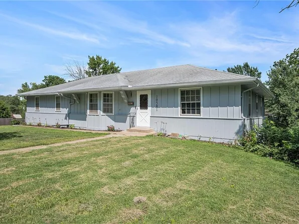 10501 Oakland Ave, Kansas City, MO 64134