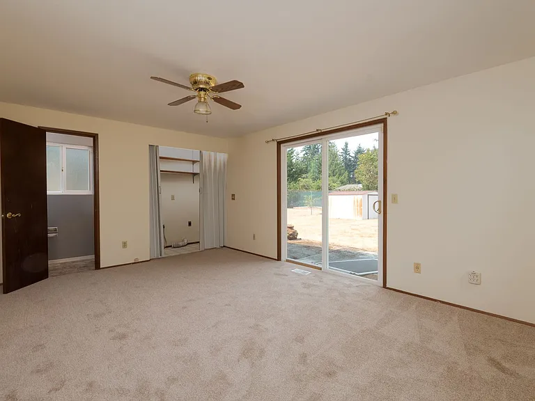17656 SE 267th Pl — Photo 17