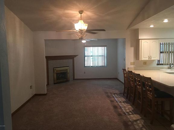 4th image of 718 Santa Fe Ave