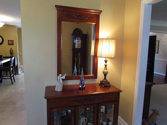 5th image of 1038 Tyburn Ln