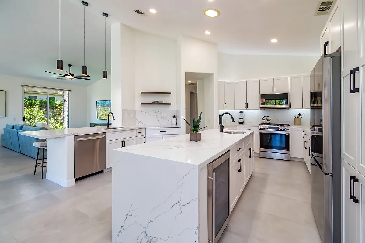 Building Photo - 67568 S Laguna Dr