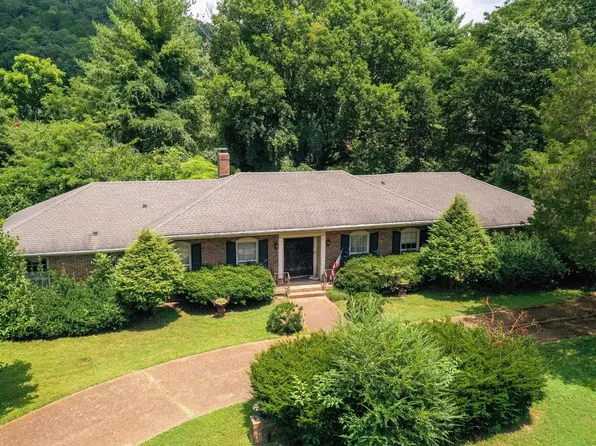 2400 McIntyre Ct, Franklin, TN 37069