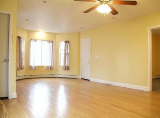 681 Broadway APT 1, Pawtucket, RI 02860