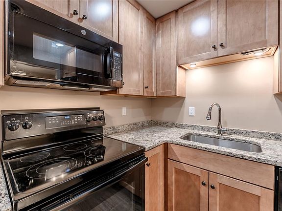 3rd image of 3950 Bruce Ln