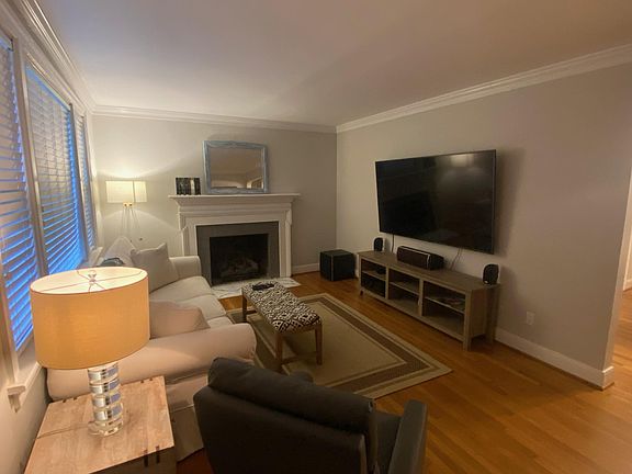 3rd image of 4302 Park Ave