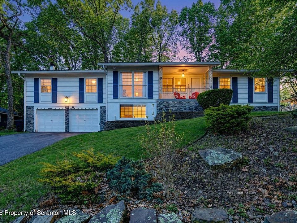 1st image of 120 Woodside Dr