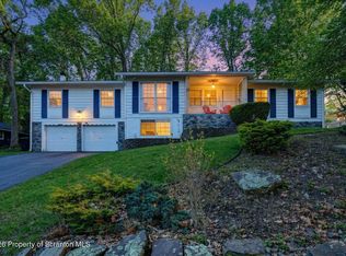 120 Woodside Dr, Clarks Summit, PA 18411