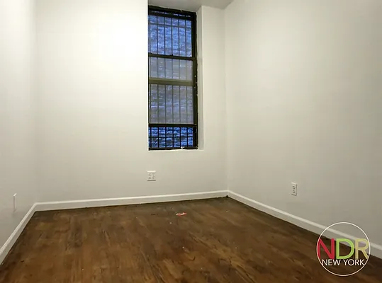 Rented by Next Door Realty NYC | media 29
