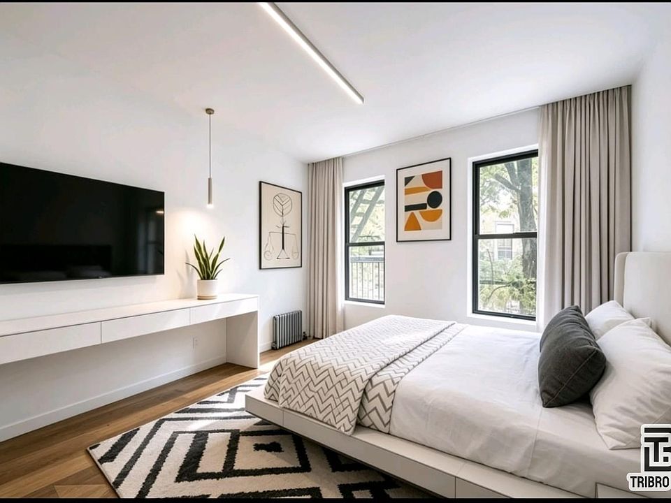1st image of 211 E 81st St #5