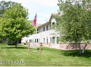 509 6th W #112, Alexandria, MN 56308