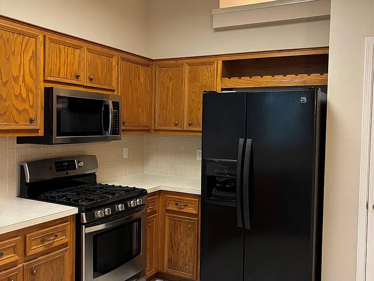 4500 Abelia Dr — Photo 15