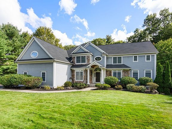 3rd image of 7 Turtle Creek Cir