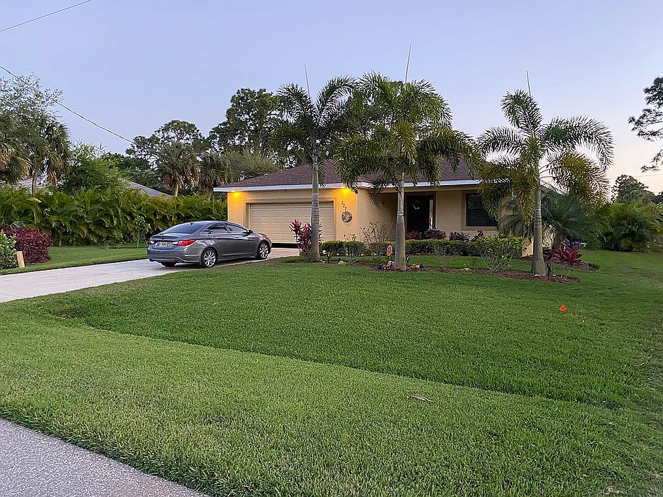 1st image of 307 Antis Dr