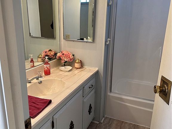 3rd image of 33853 Plowshare Rd