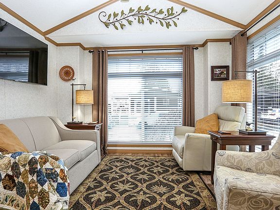 3rd image of 53480 Bridal Falls Rd #13
