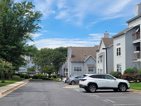 3rd image of 18531 Boysenberry Dr APT 296