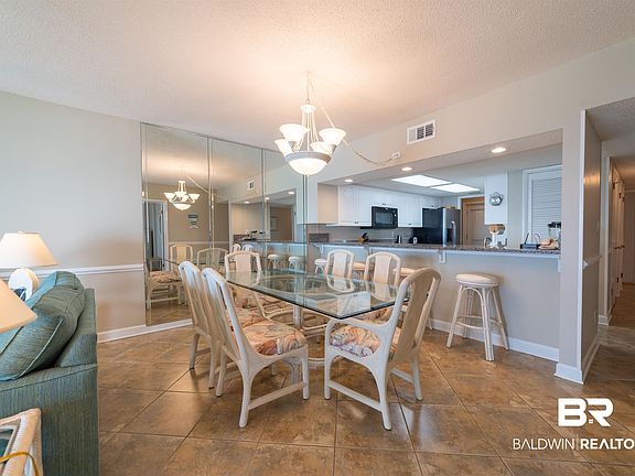 3rd image of 1109 W Beach Blvd #E-2