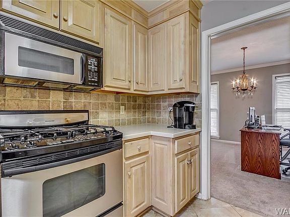 5th image of 4729 Woodland Hills Dr