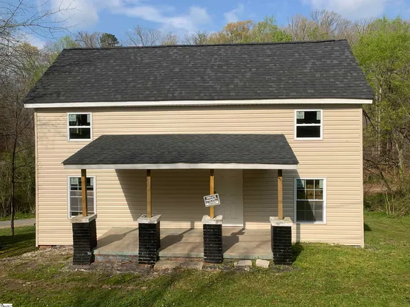 70 Clippard St, Enoree, SC 29335