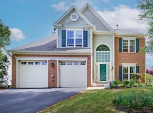 46554 Cedarhurst Dr, Sterling, VA 20165