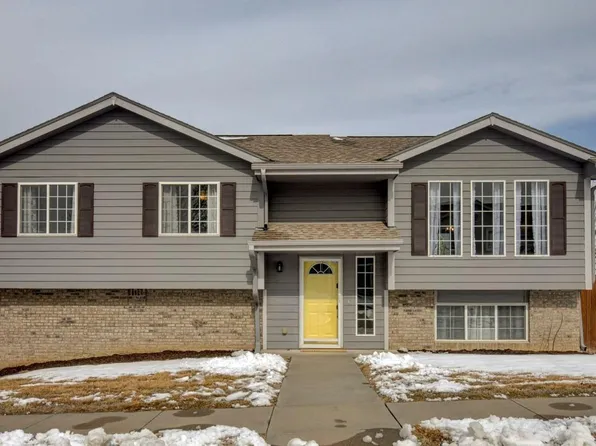 7705 N 83rd St, Omaha, NE 68122