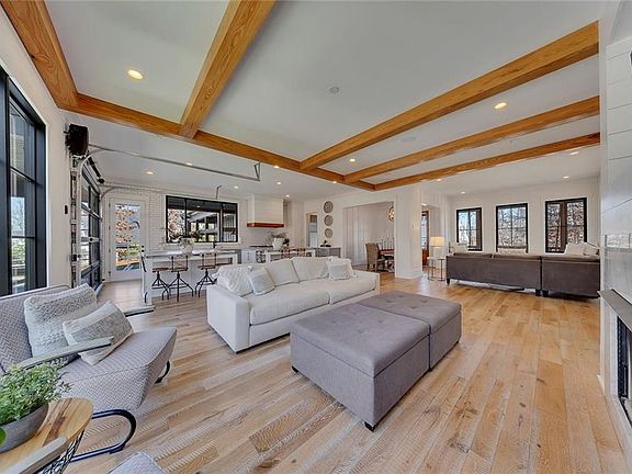 4th image of 12560 Sibley Ln